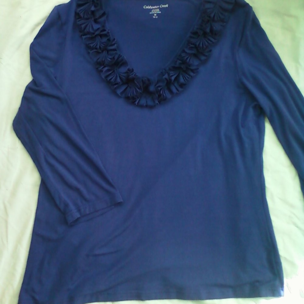 Bundle Of 5 Tops. - image 1